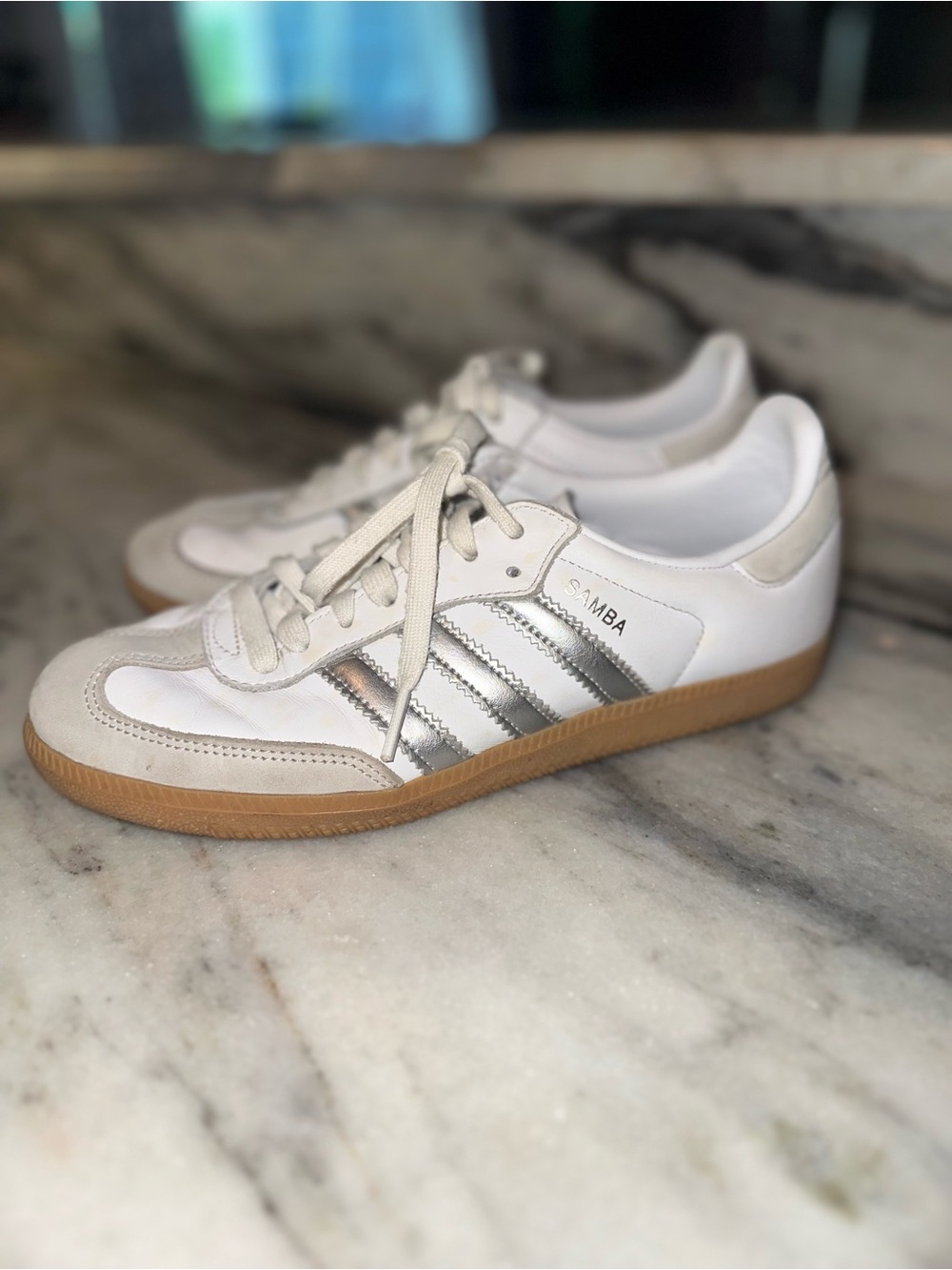 Adidas Samba Size 8 White & Silver Metallic Women's Shows Sneakers - Picture 4 of 10